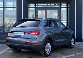 Подержанный автомобиль Audi Q3 2012 года (5 фото)