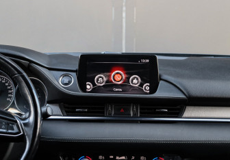 Подержанный автомобиль Mazda 6 Sedan 2018 года (10 фото)