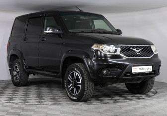 Подержанный автомобиль УАЗ Patriot 2017 года (2 фото)