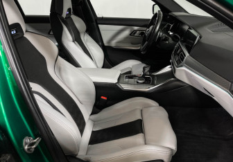 Подержанный автомобиль BMW M3 Sedan 2021 года (26 фото)