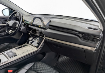 Подержанный автомобиль Exeed TXL 2022 года (11 фото)