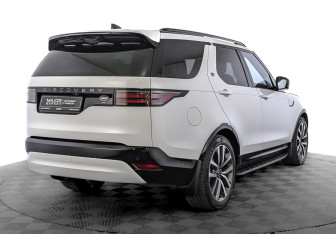 Подержанный автомобиль Land Rover Discovery 2021 года (5 фото)