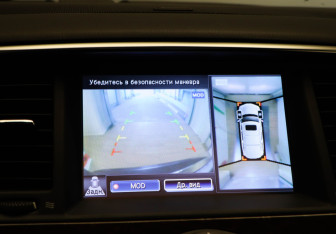 Подержанный автомобиль Infiniti QX80 2014 года (26 фото)