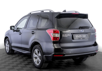 Подержанный автомобиль Subaru Forester Suv 2015 года (7 фото)
