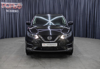 Подержанный автомобиль Nissan Qashqai 2019 года (2 фото)