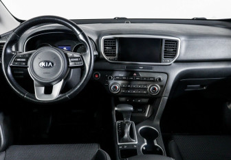 Подержанный автомобиль Kia Sportage 2021 года (7 фото)