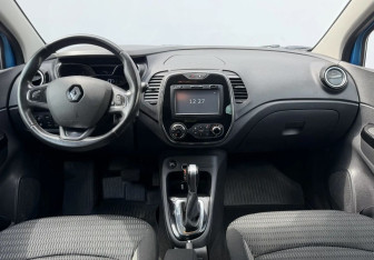 Подержанный автомобиль Renault Kaptur 2017 года (9 фото)