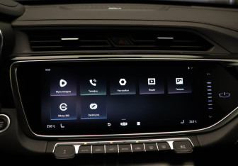 Подержанный автомобиль Geely Atlas Pro 2023 года (18 фото)