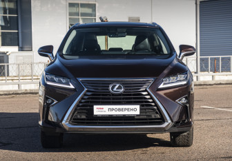Подержанный автомобиль Lexus RX 2017 года (2 фото)