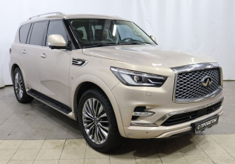 Подержанный автомобиль Infiniti QX80 2018 года (3 фото)