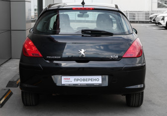 Подержанный автомобиль Peugeot 308 Hatchback 2010 года (6 фото)