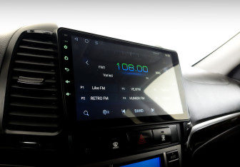 Подержанный автомобиль Hyundai Santa Fe 2012 года (25 фото)