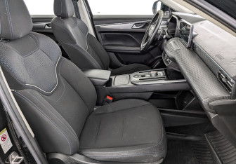 Подержанный автомобиль Haval Jolion 2023 года (23 фото)