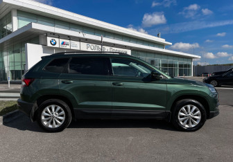 Подержанный автомобиль Skoda Karoq 2020 года (4 фото)