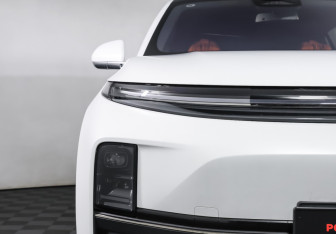 Подержанный автомобиль LiXiang L7 2024 года (24 фото)