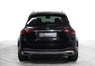 Подержанный автомобиль Mercedes-Benz GLE 2020 года (6 фото)
