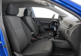 Подержанный автомобиль Kia Rio Hatchback 2021 года (24 фото)