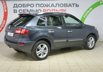 Подержанный автомобиль Renault Koleos 2012 года (4 фото)