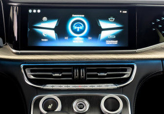 Подержанный автомобиль Hongqi H9 2024 года (15 фото)