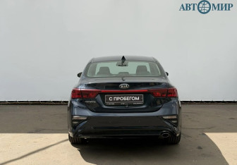 Подержанный автомобиль Kia Cerato Sedan 2020 года (7 фото)