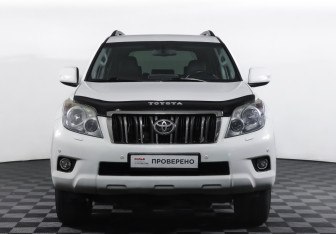 Подержанный автомобиль Toyota Land Cruiser Prado 2012 года (2 фото)