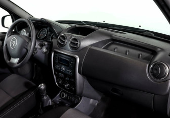 Подержанный автомобиль Renault Duster 2012 года (5 фото)