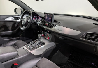 Подержанный автомобиль Audi A6 Sedan 2016 года (14 фото)