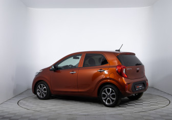 Подержанный автомобиль Kia Picanto 2017 года (7 фото)