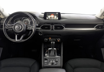 Подержанный автомобиль Mazda CX-5 2017 года (14 фото)