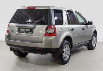 Подержанный автомобиль Land Rover Freelander 2010 года (5 фото)