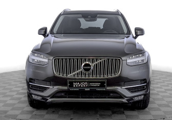 Подержанный автомобиль Volvo XC90 2017 года (2 фото)
