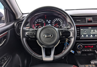 Подержанный автомобиль Kia Rio Sedan 2020 года (22 фото)
