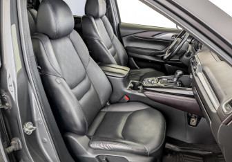 Подержанный автомобиль Mazda CX-9 2018 года (24 фото)