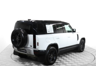 Подержанный автомобиль Land Rover Defender Suv 2020 года (5 фото)