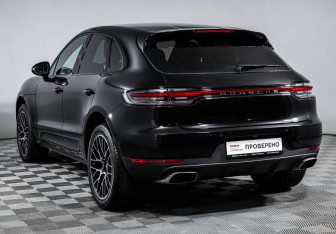 Подержанный автомобиль Porsche Macan 2019 года (7 фото)