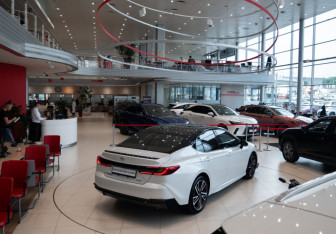 Новый Toyota Camry Sedan 2025 (7 фото)