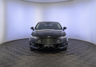 Подержанный автомобиль Ford Mondeo Sedan 2017 года (2 фото)