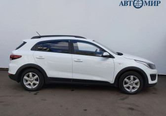 Подержанный автомобиль Kia Rio Hatchback 2018 года (4 фото)