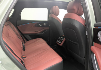 Новый Exeed RX 2024 (12 фото)