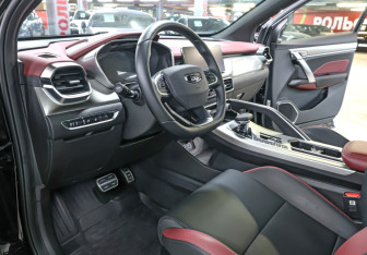 Подержанный автомобиль Belgee X50 2025 года (15 фото)