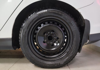 Подержанный автомобиль Ford Focus Hatchback 2011 года (9 фото)