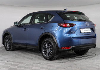 Подержанный автомобиль Mazda CX-5 2021 года (7 фото)