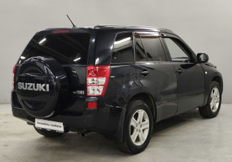 Подержанный автомобиль Suzuki Grand Vitara 2008 года (5 фото)
