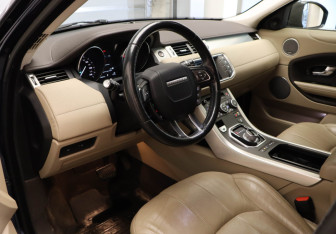 Подержанный автомобиль Land Rover Range Rover Evoque 2015 года (7 фото)