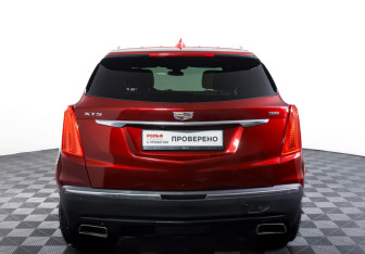 Подержанный автомобиль Cadillac XT5 2017 года (6 фото)