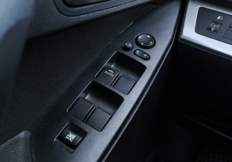 Подержанный автомобиль Mazda 3 Sedan 2011 года (15 фото)