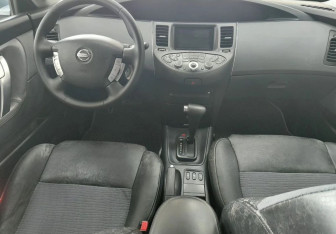 Подержанный автомобиль Nissan Primera Sedan 2006 года (9 фото)