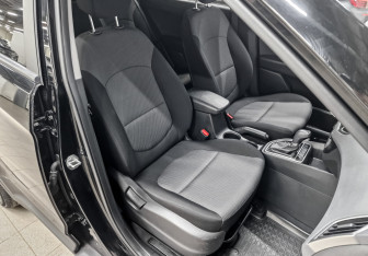 Подержанный автомобиль Hyundai Creta 2017 года (22 фото)