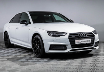 Подержанный автомобиль Audi A4 Sedan 2017 года (3 фото)