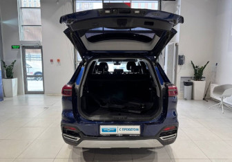 Подержанный автомобиль Chery Tiggo 8 2021 года (6 фото)